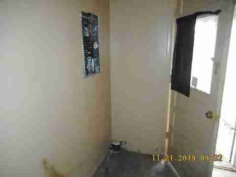 14220 Burt (14)_m.jpg